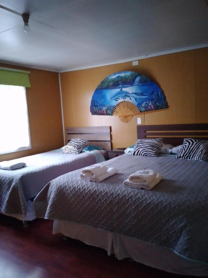 Hostal Geminis ,Phillipi 653 Centro Puerto Natales Exterior foto